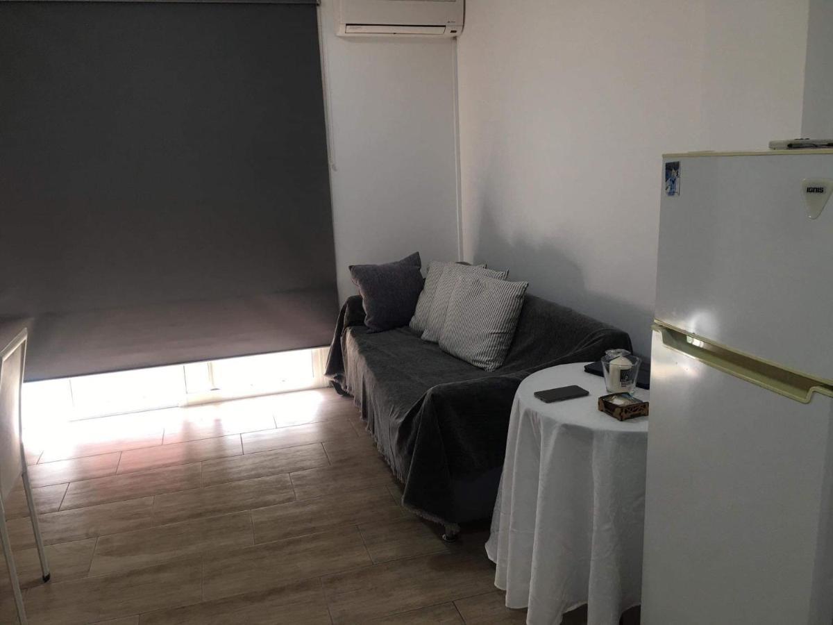 Frangeskos Beach Apartment'S Deceleia Exterior foto